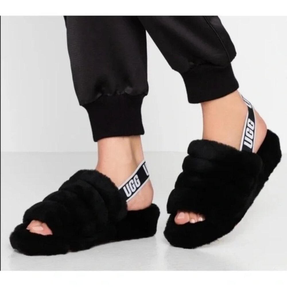 UGG Women's Black Fluff Yeah Slippers Size 6 Worn Twice
